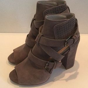 Pour La Victoire grey suede studded booties